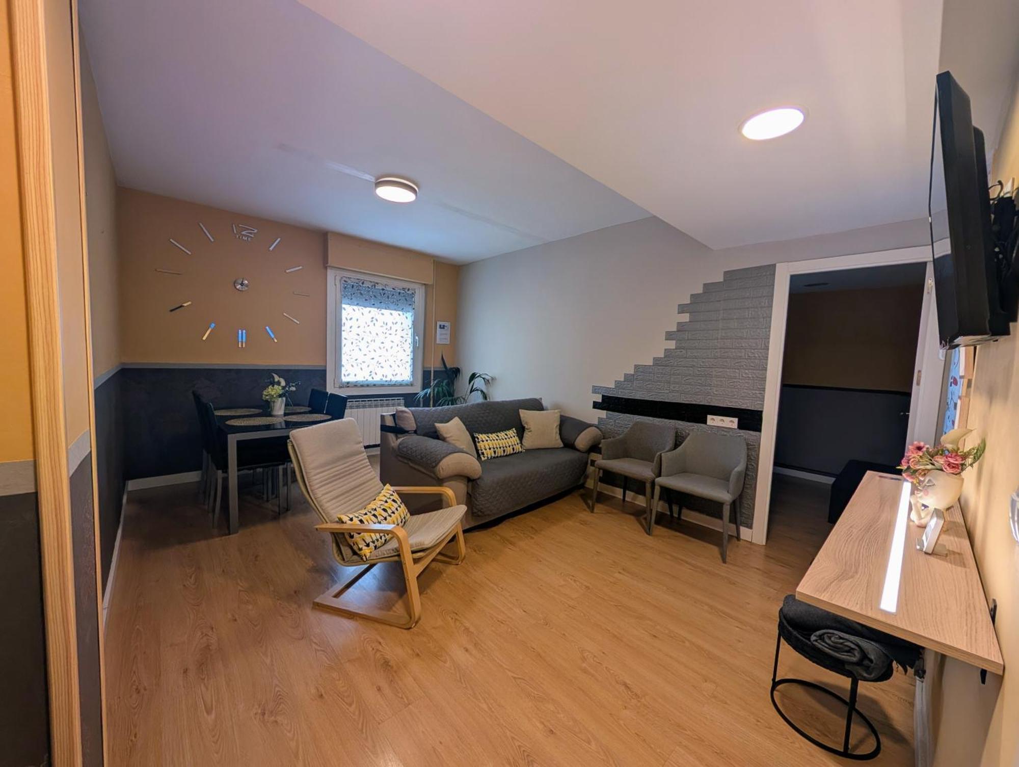 Gasteiz Etxea L Apartment *
